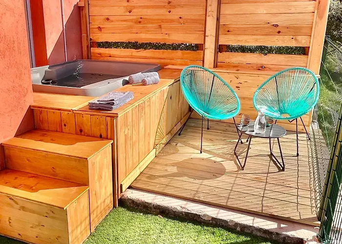 فيلة Cote D'azur Piscine Et *