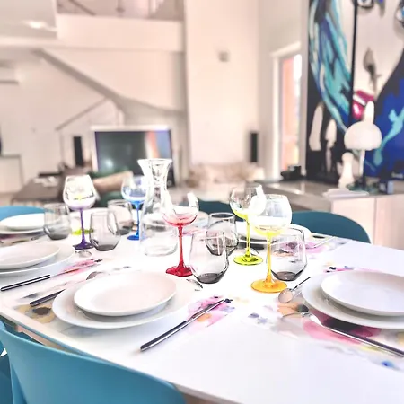 Cote D'azur Piscine Et * Ментона