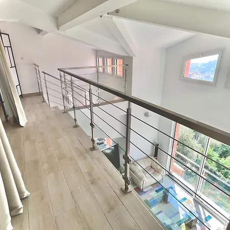 Cote D'azur Piscine Et * Ментона