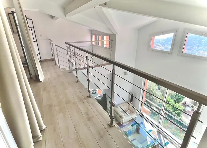 Côte D'azur Piscine Et * Menton